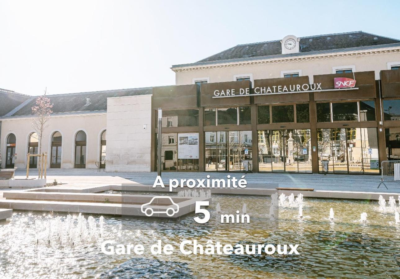Appartamento Le Haussmann ⸱ Stationnement Gratuit ⸱ Fibre Déols Esterno foto