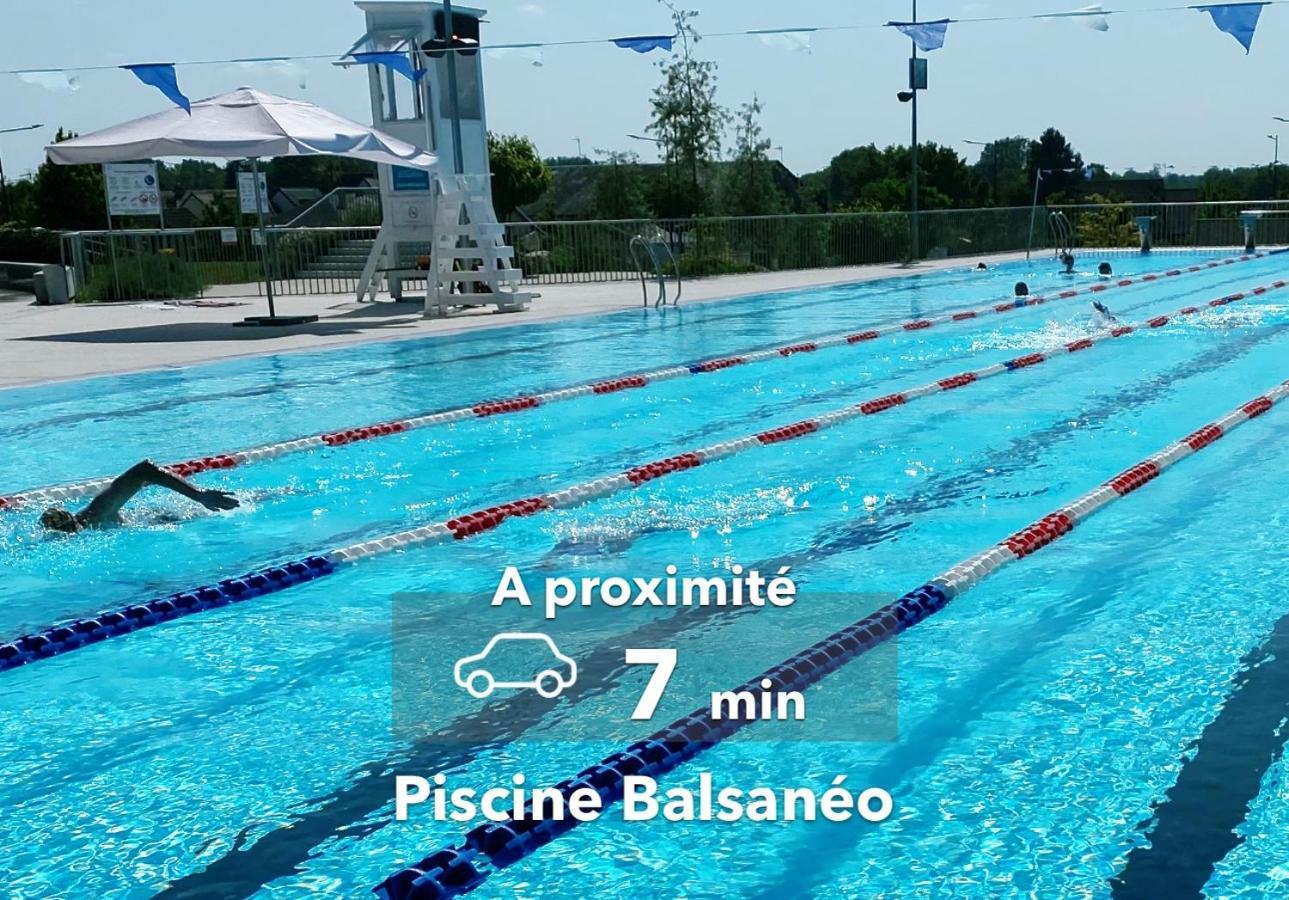 Appartamento Le Haussmann ⸱ Stationnement Gratuit ⸱ Fibre Déols Esterno foto