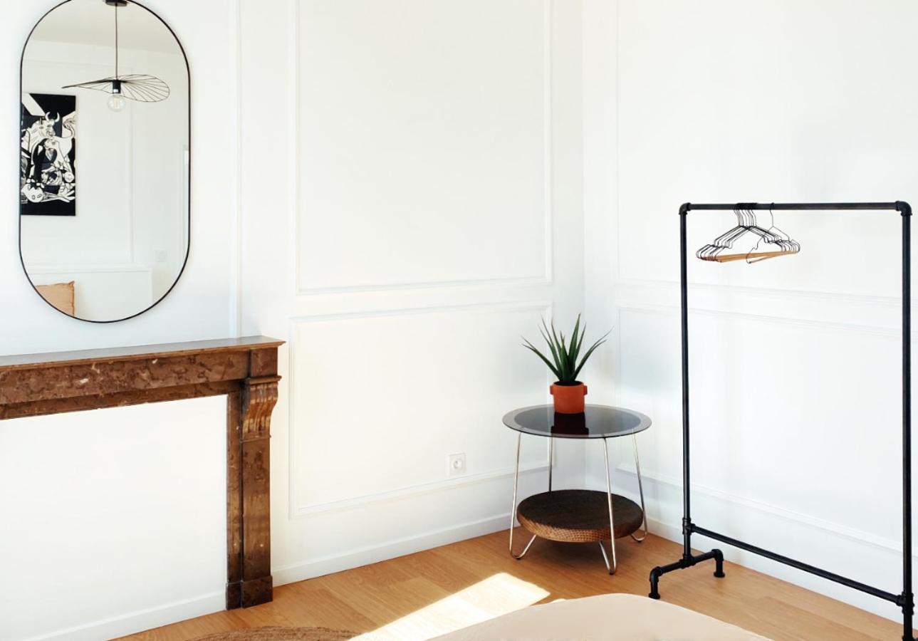 Appartamento Le Haussmann ⸱ Stationnement Gratuit ⸱ Fibre Déols Esterno foto